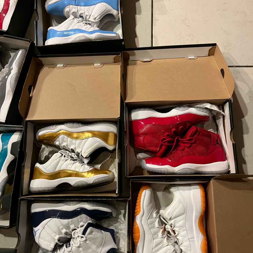 Jordan 11s - Picture 4 of 6